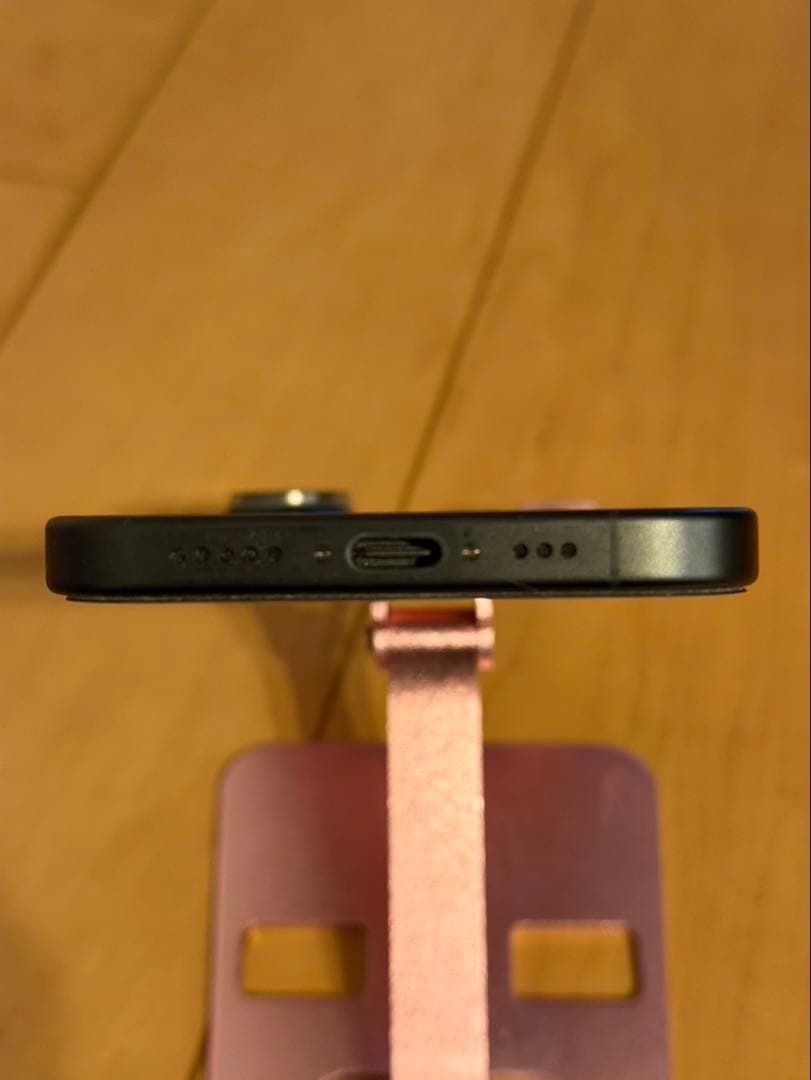 iPhone16 128gb simフリー　ブラック　美品　フィルム付き