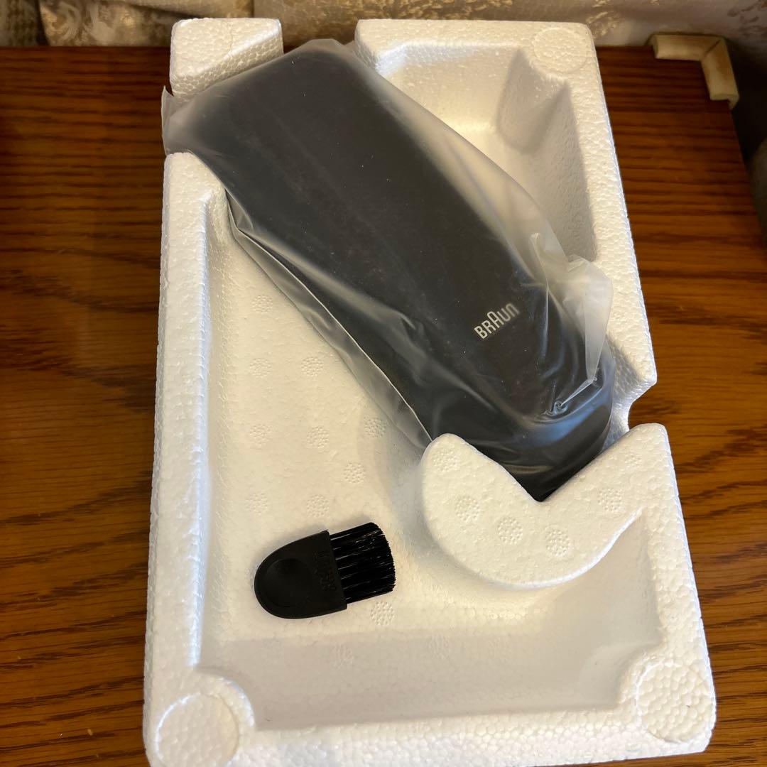 ブラウン　プロソニック　BRAUN シェーバー　髭剃り