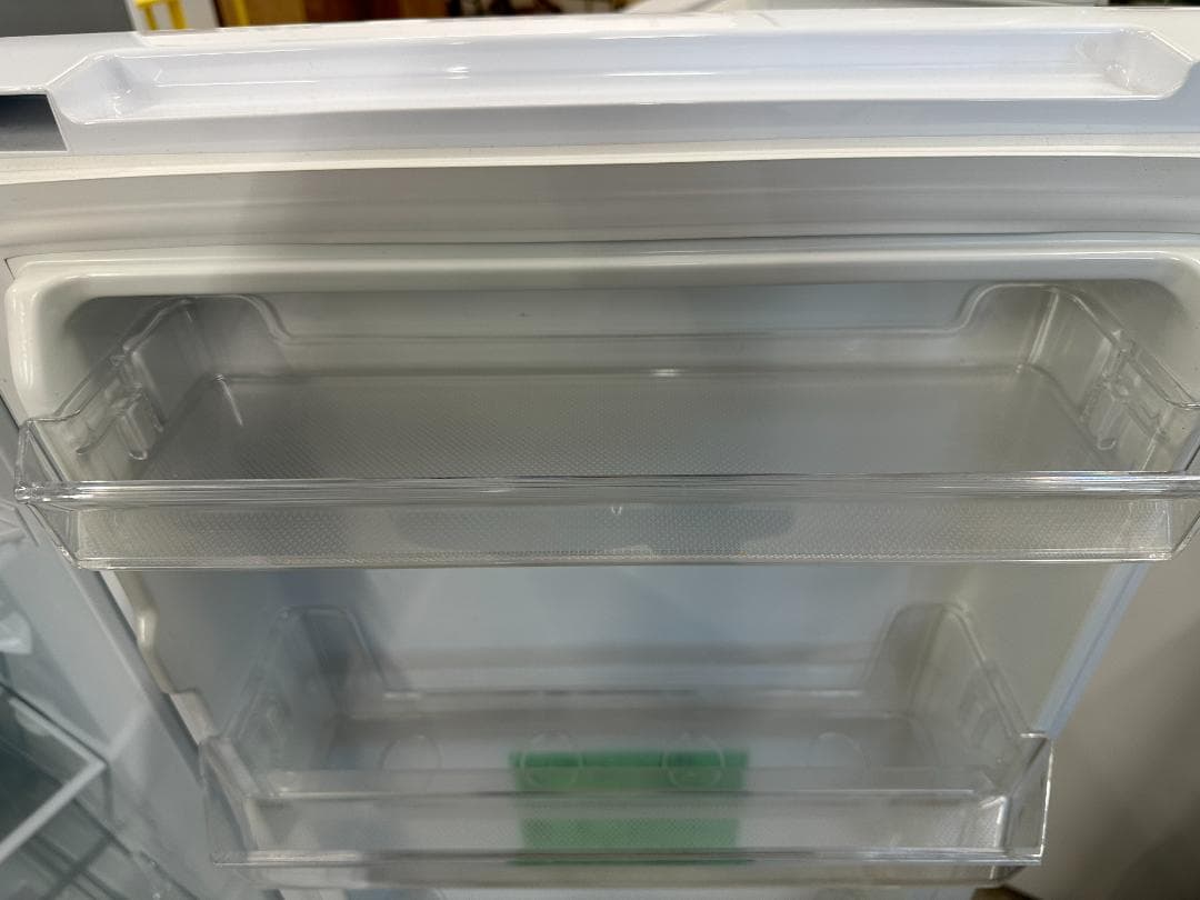 ヤマダ電機　冷凍冷蔵庫　156L　YRZ-F15J　2022年製