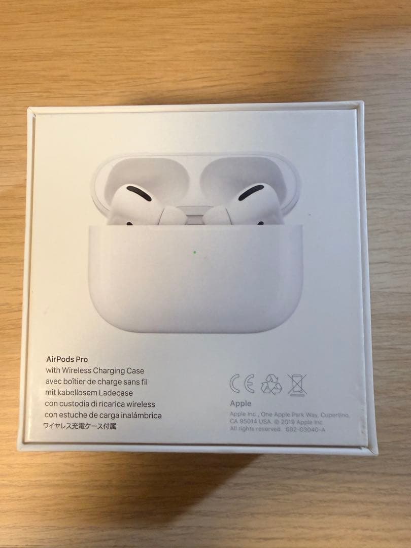 おまけ付き AirPods Pro 第一世代　タイプCワイヤレス充電ケース付き