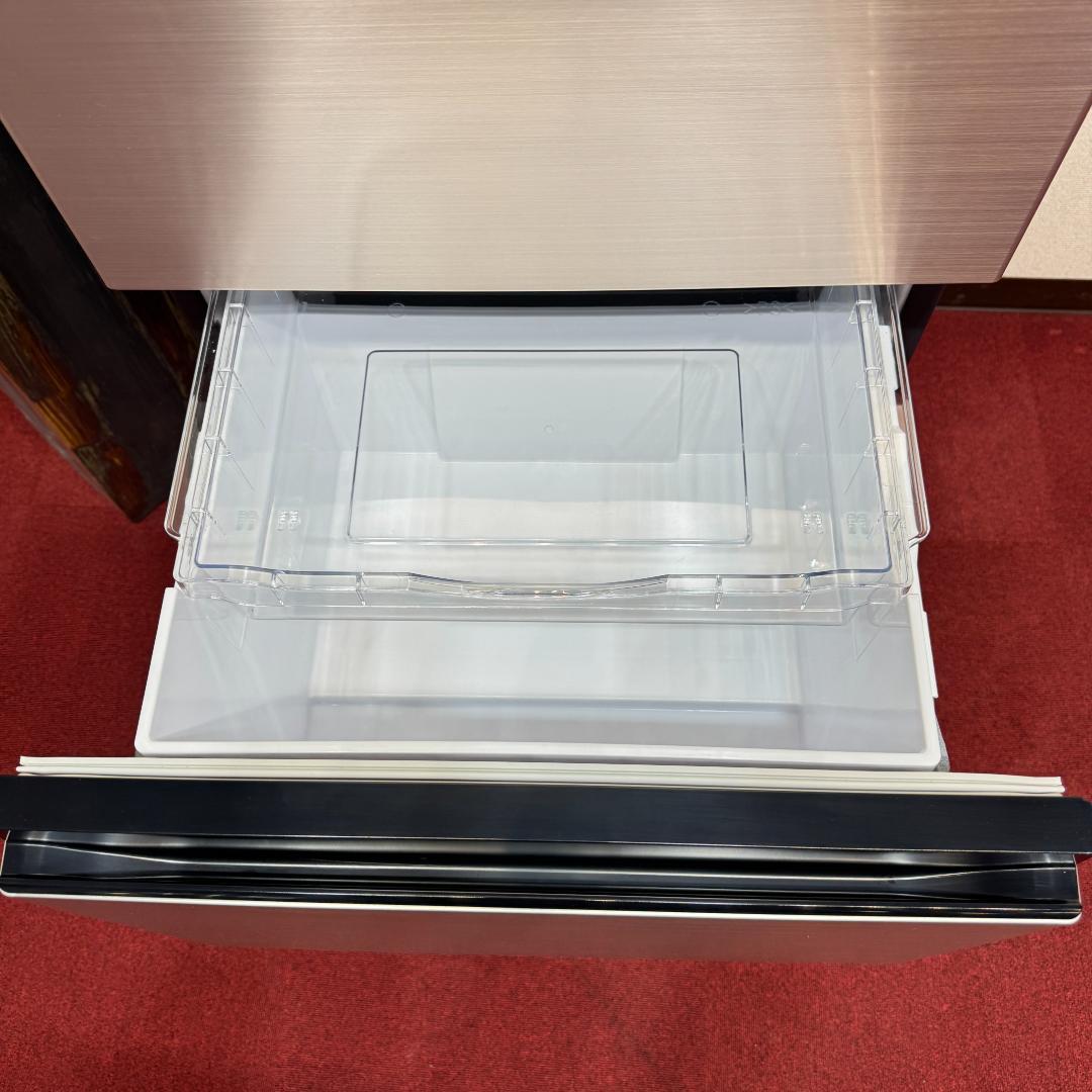 東京23区送料無料　モデルハウス展示品日立３ドア冷蔵庫　2023年製　457L