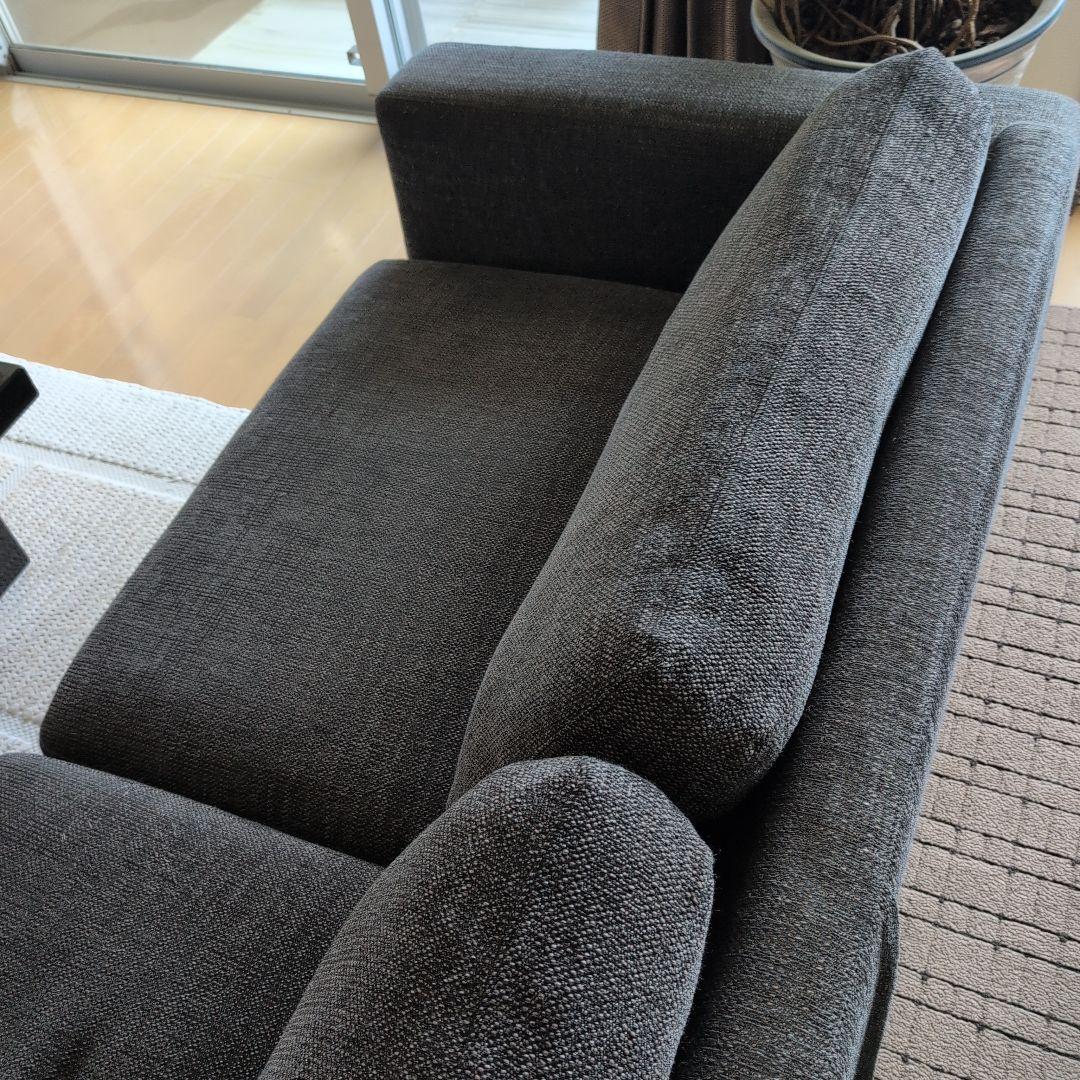 SPIGA ダークグレー ソファ アームテーブル付き