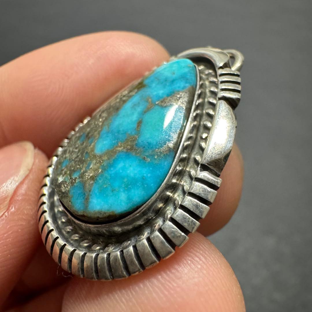 【Esther Spencer】ビスビーターコイズ トップ