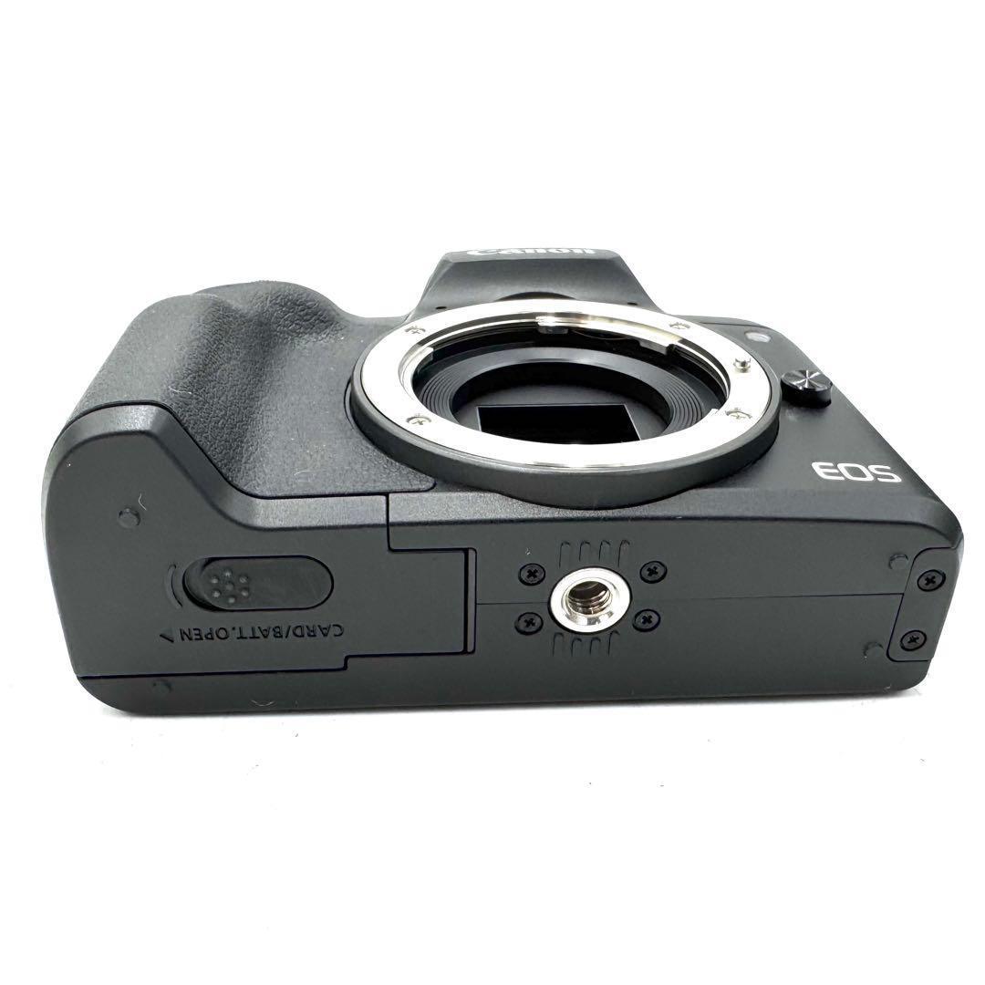 美品！CANON EOS Kiss M2 ミラーレス ダブルズームキット