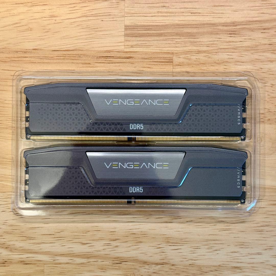 Corsair DDR5 32GBメモリ