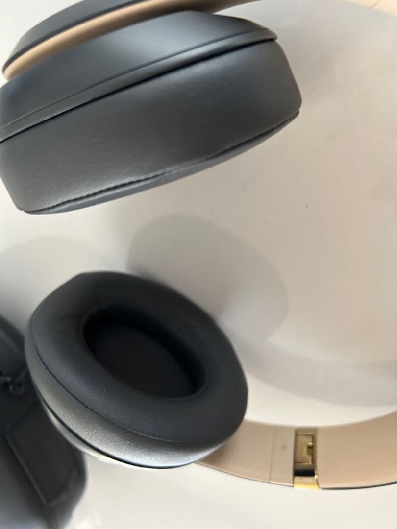 Beats Studio 3 Wireless シャドウグレー パット交換済み