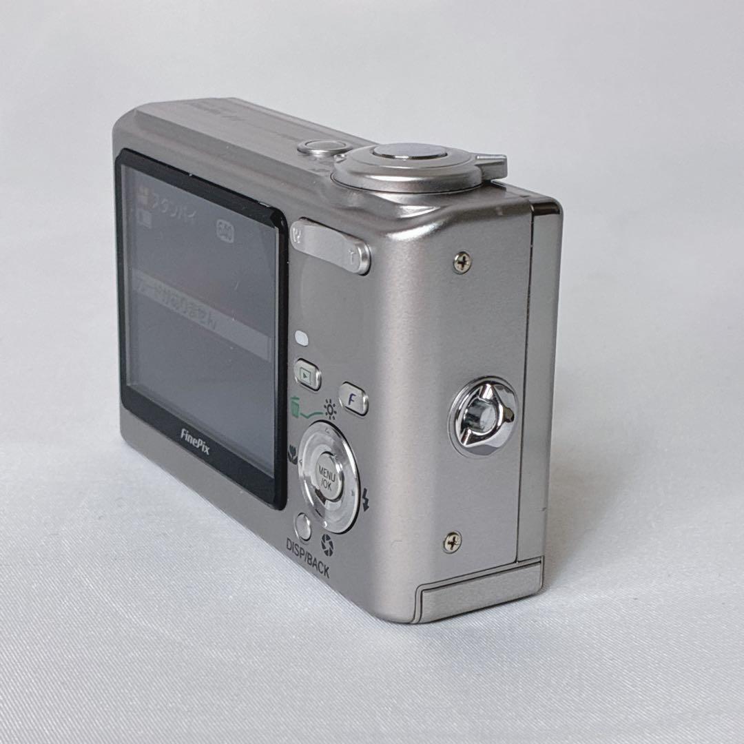 【美品・動作OK】FUJIFILM FinePix F11 デジカメ