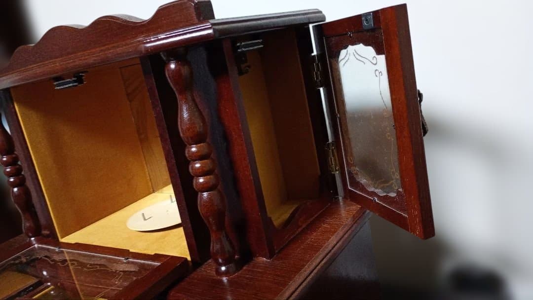 （未使用）木製クラシックアクセサリーケース 三協商事 オルゴール