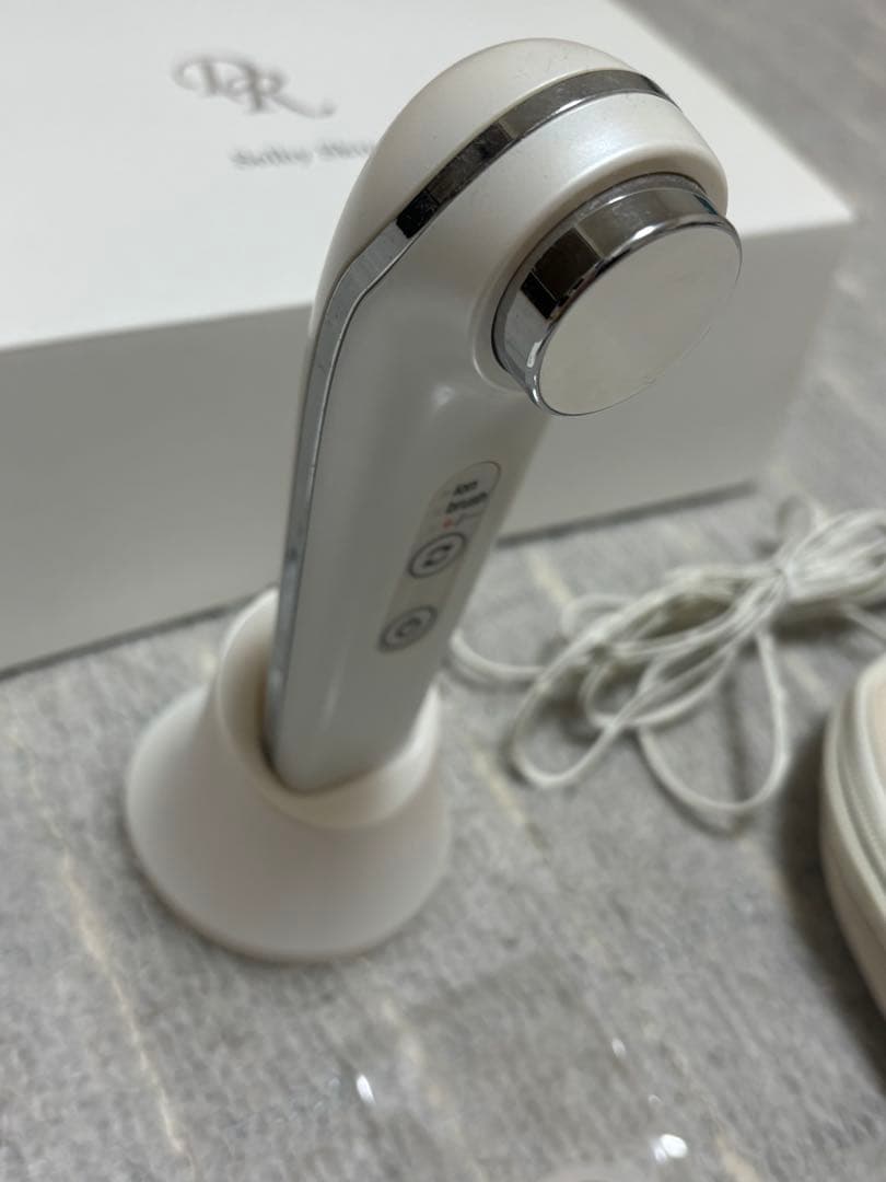 タイムセール！【美顔器】ドクターリセラ・セルビースキン（毛穴洗浄ブラシなし）