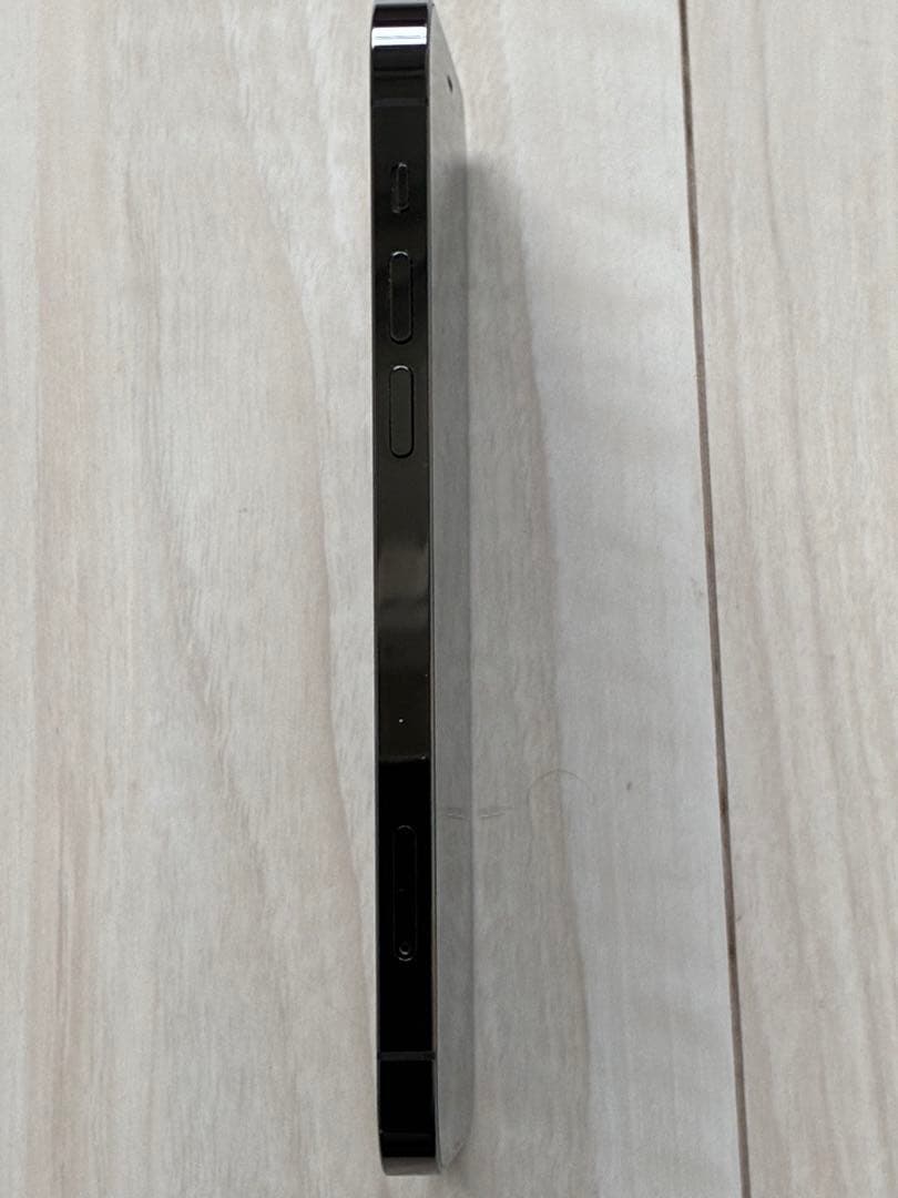 iPhone12 Pro 256GBグラファイトSIMフリー バッテリー100%