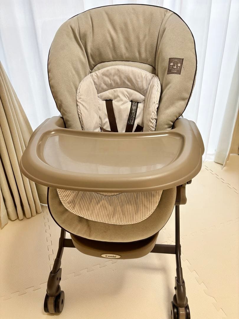 最終値下げ！コンビ　ネムリラ手動　アカチャンホンポ限定デザイン