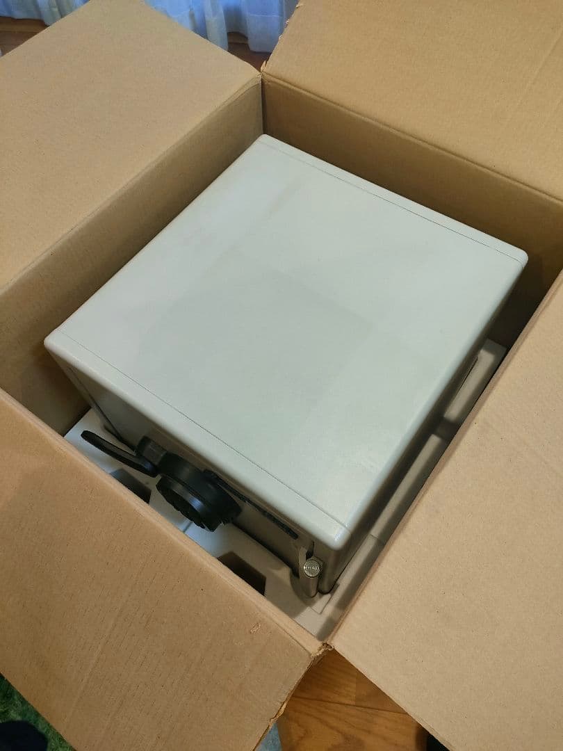 オフィス家具 Sentrysafe JF082ET