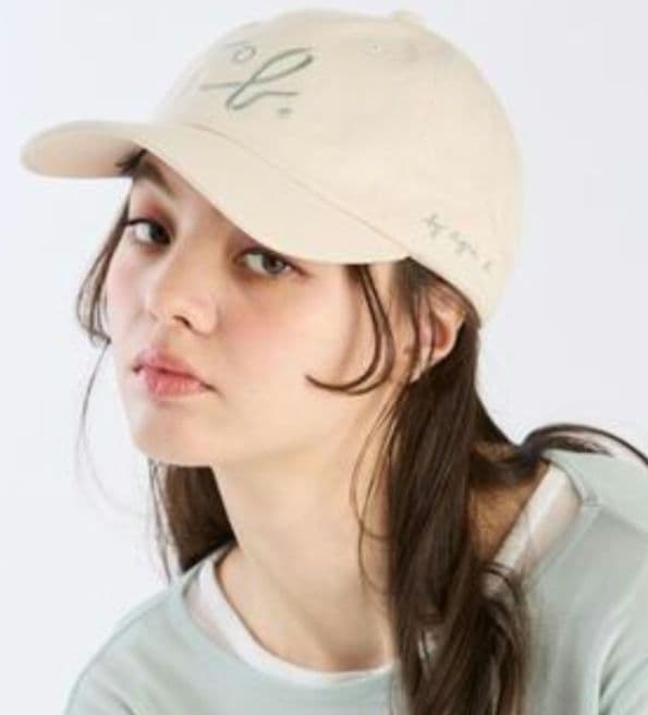 新作即完売商品To b. by agnes b. ロゴキャップ