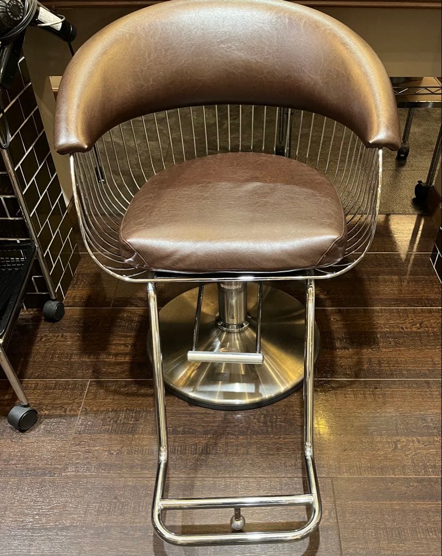 2脚 3月末まで 引き取り限定 タカラベルモント ハープ スタイリング チェア