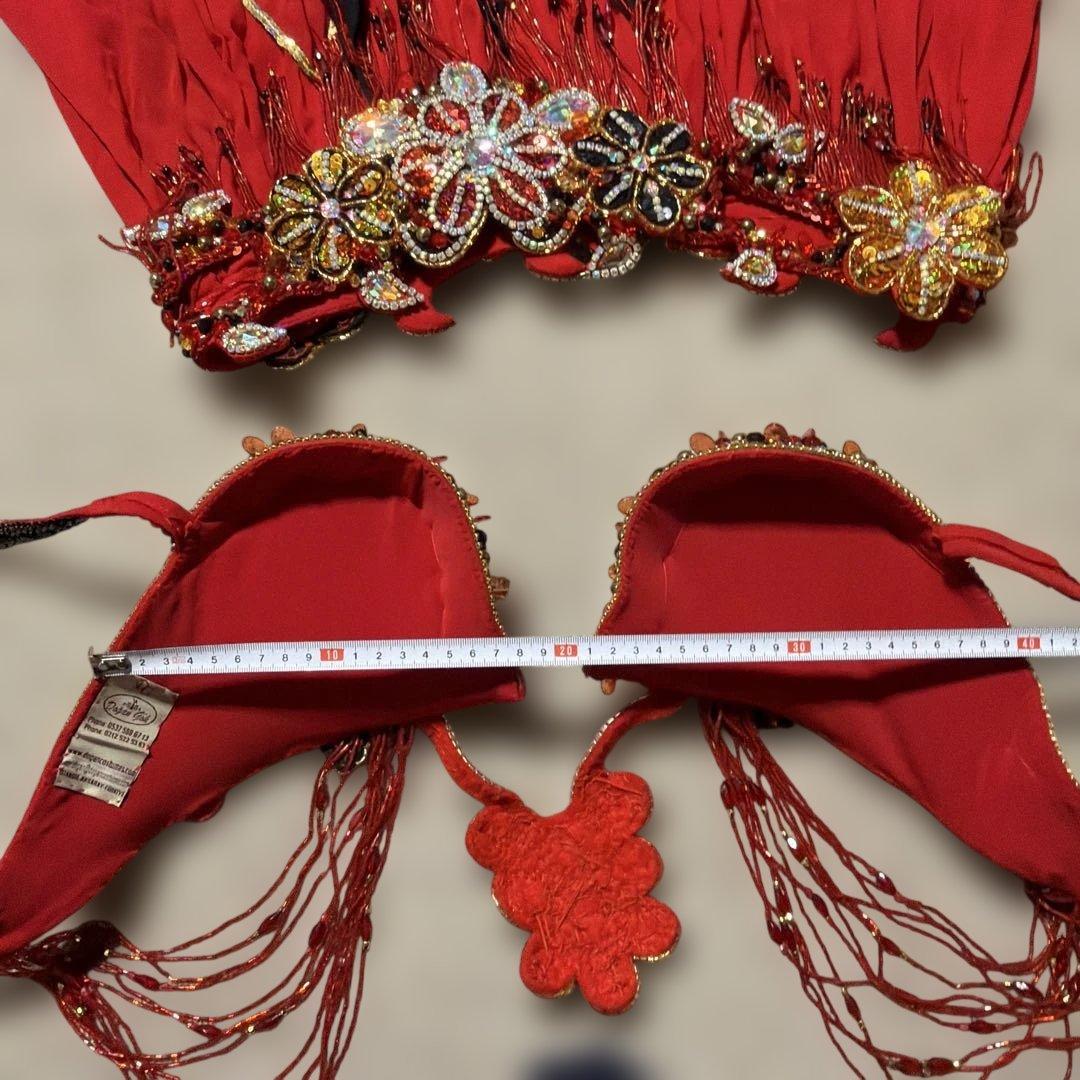 赤と黒のベリーダンスセットアップ