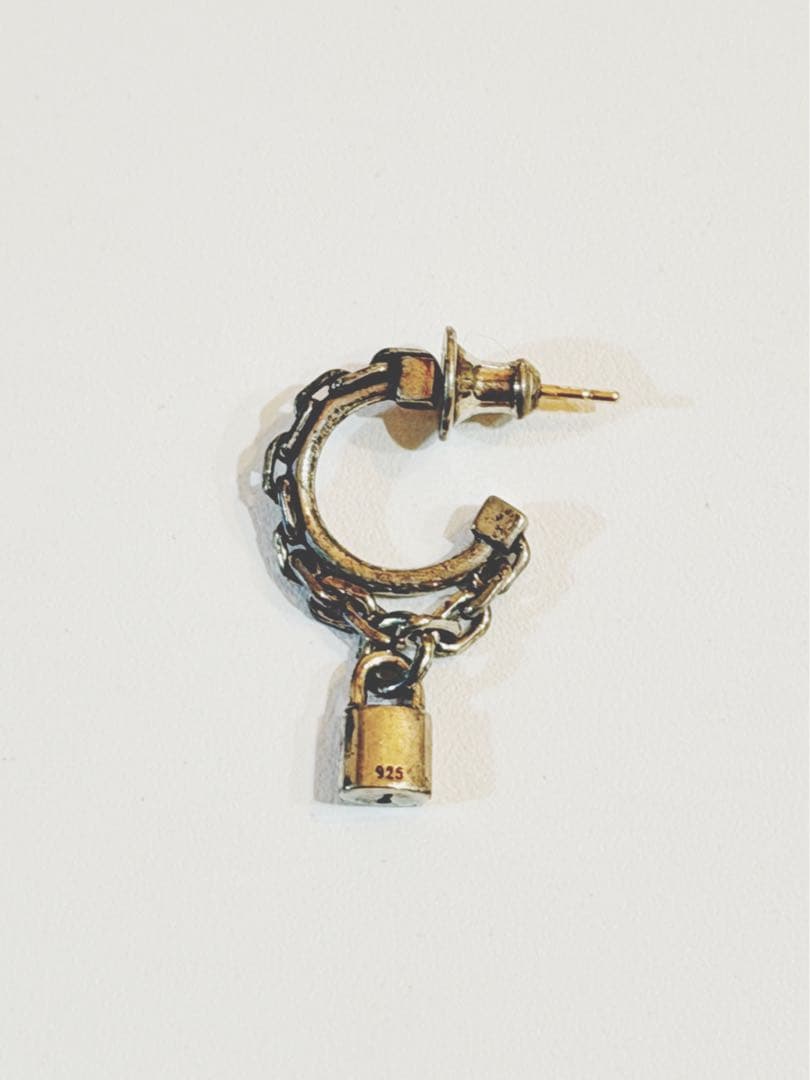 Justin Davis RITCHIE with LOCK ピアス