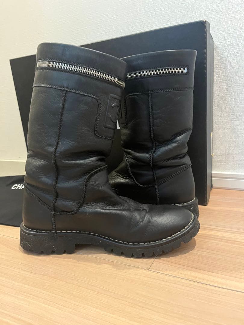 CHANELブーツシャネルブーツ レザーブーツ エンジニアブーツ ココマーク
