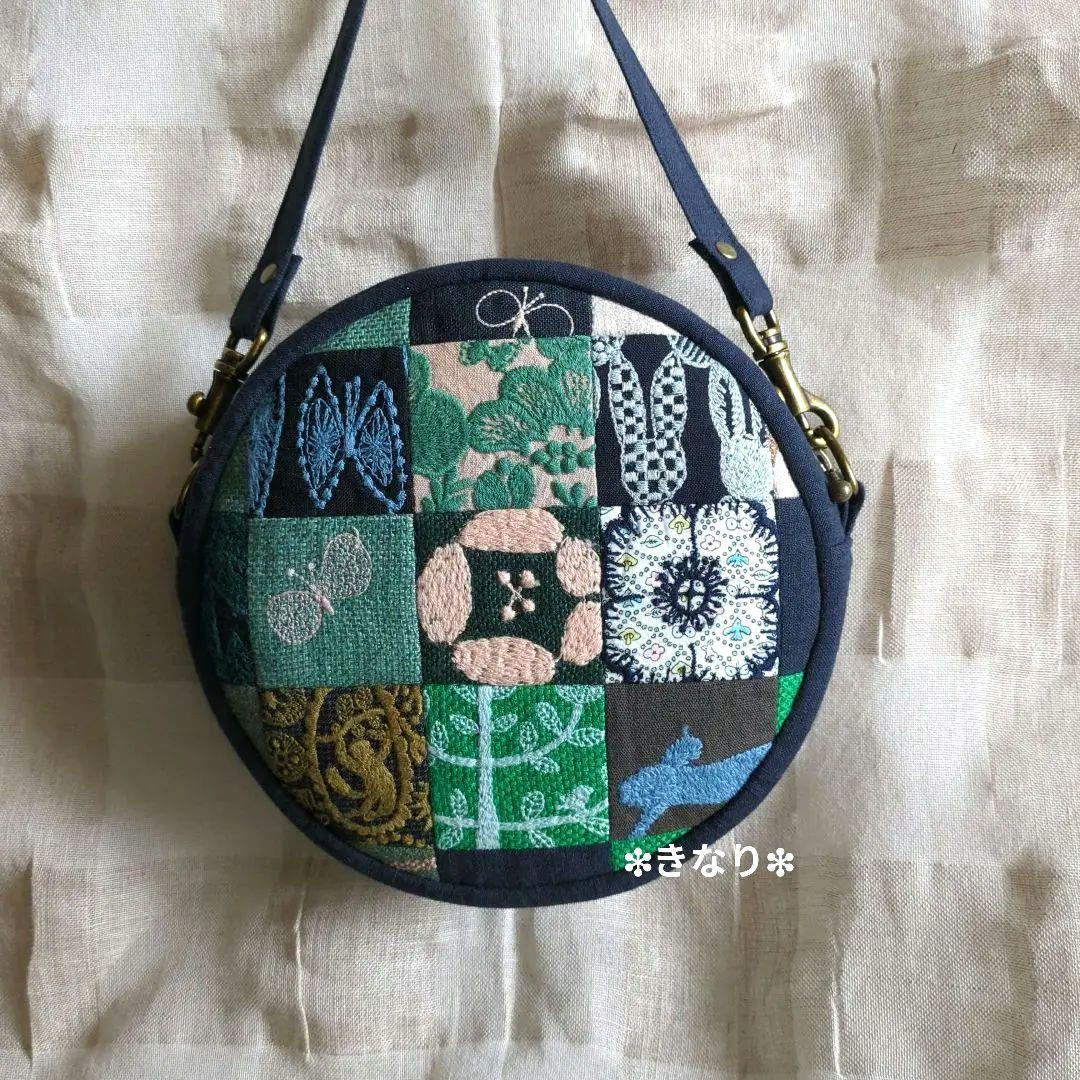 moi　ハンドメイド まあるいポーチ ミナペルホネン生地使用♪