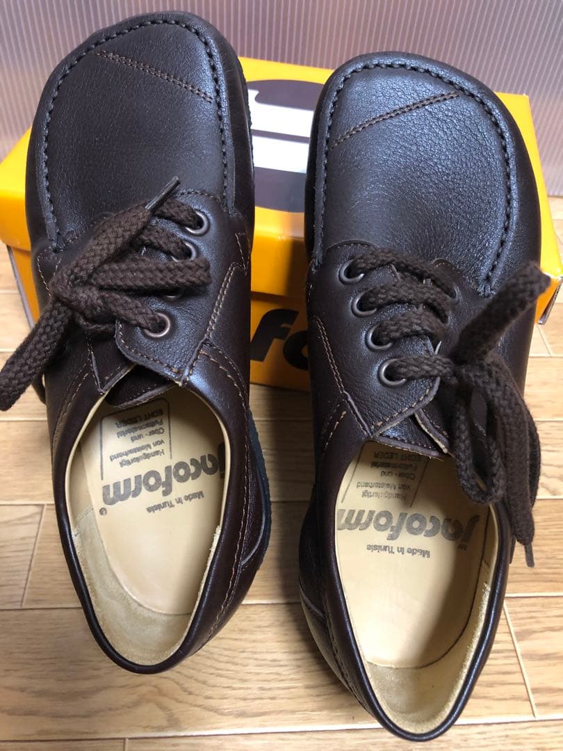 新品未使用jacolorm ヤコフォーム　スタンダード　ブラウン サイズ23.0