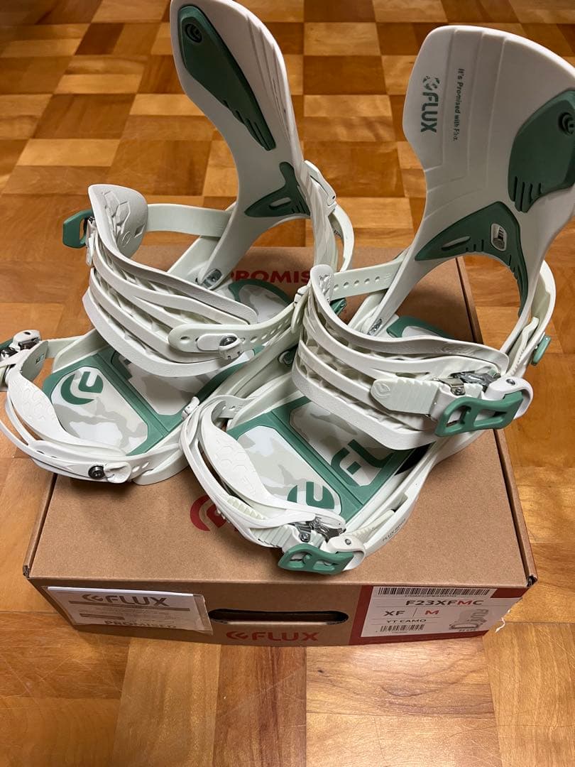 フラックスXF Mサイズ　22-23