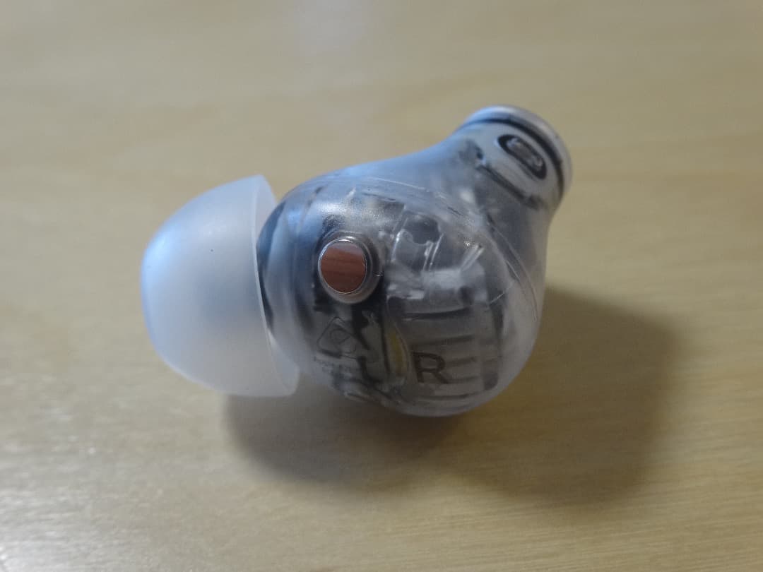 ☆Beats Studio Buds +(Plus)☆ ワイヤレスイヤホン☆美品