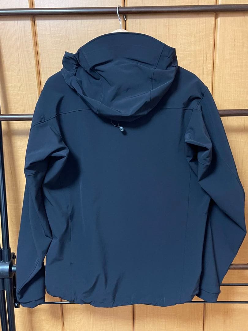 TRAVIS着用フード付きモデルARC'TERYX GAMMA MX HOODY