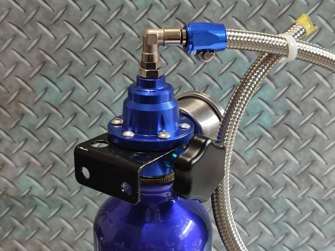 NOSボトル　ノスボトル　　バイク用に小さいサイズです！　ノスダミータンク