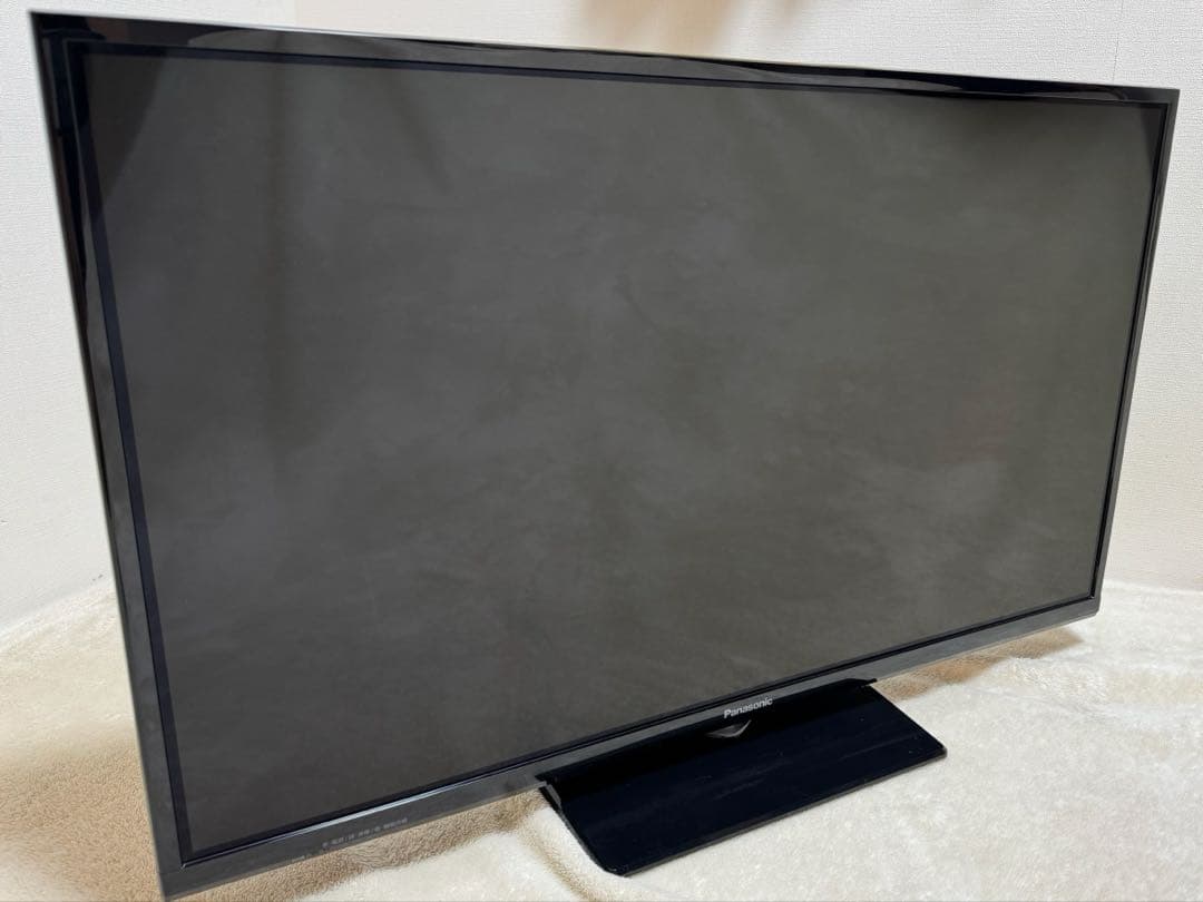 Panasonicパナソニックハイビジョン液晶テレビ32型品番THー32D300