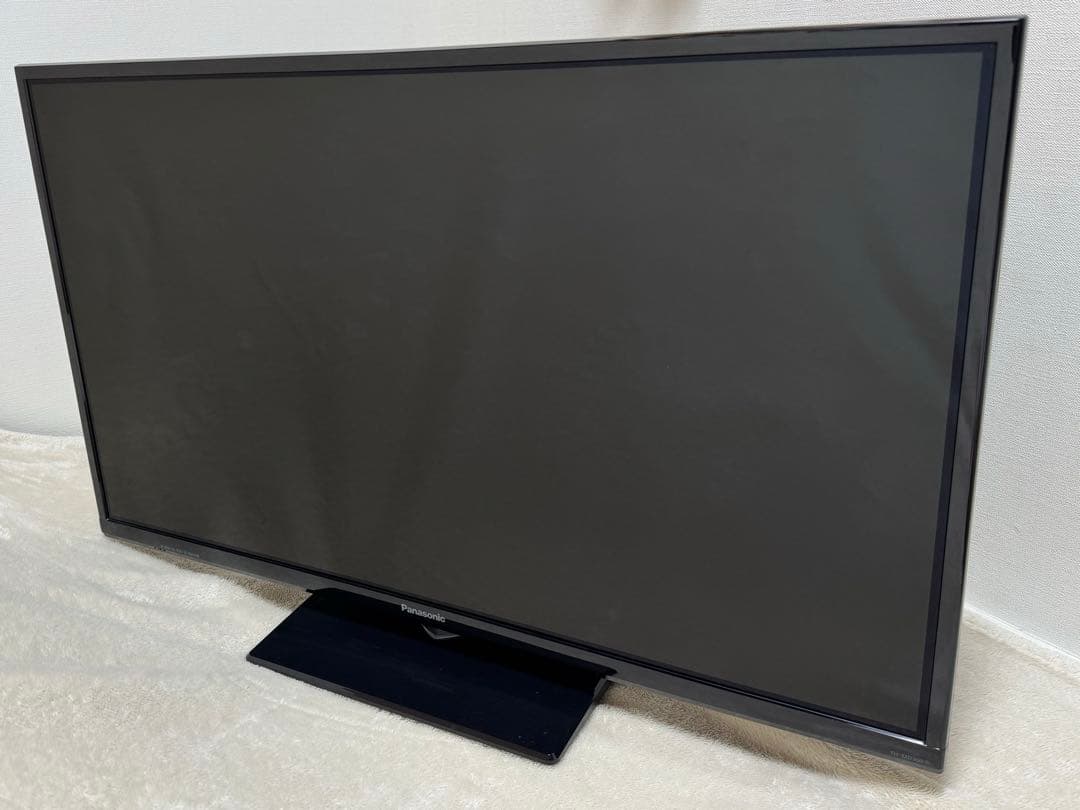 Panasonicパナソニックハイビジョン液晶テレビ32型品番THー32D300