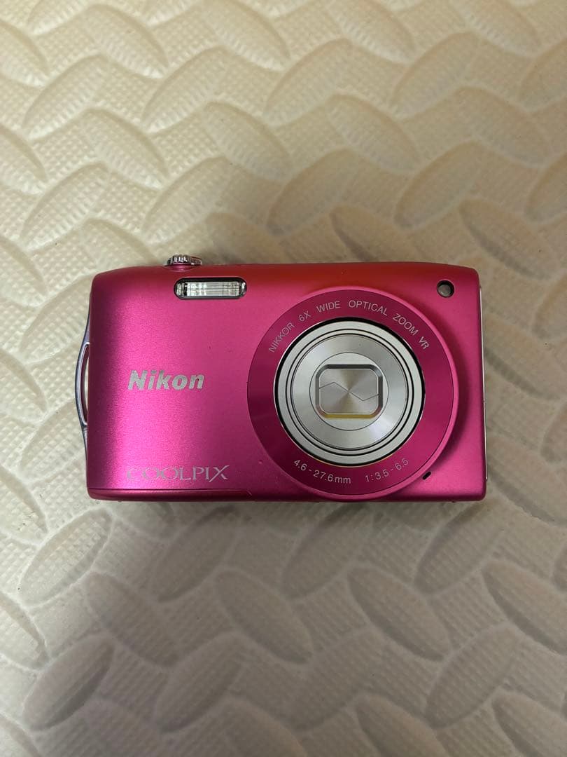 nikon&ニコン　coolpix s3300 デジタルカメラ
