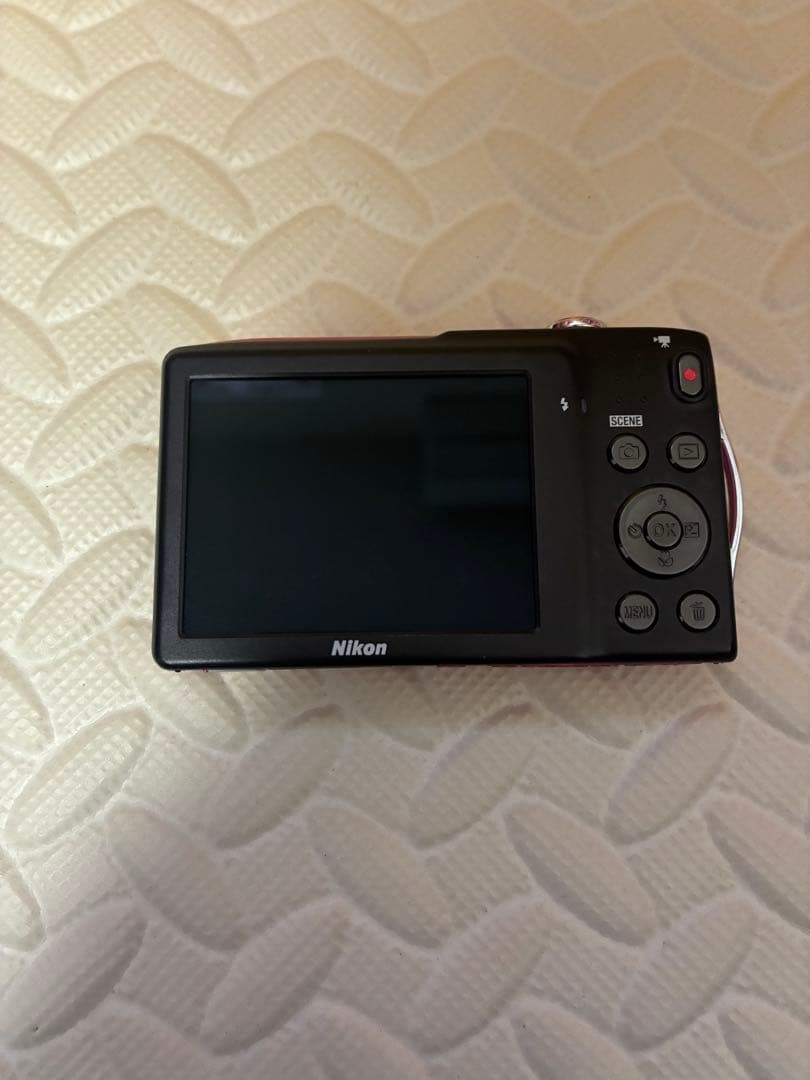 nikon&ニコン　coolpix s3300 デジタルカメラ