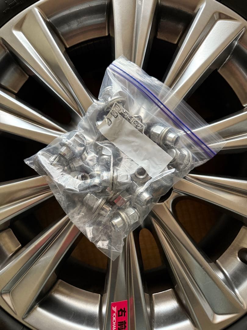 30系アルファード　トヨタ 18インチ ホイールセット トーヨータイヤ辰