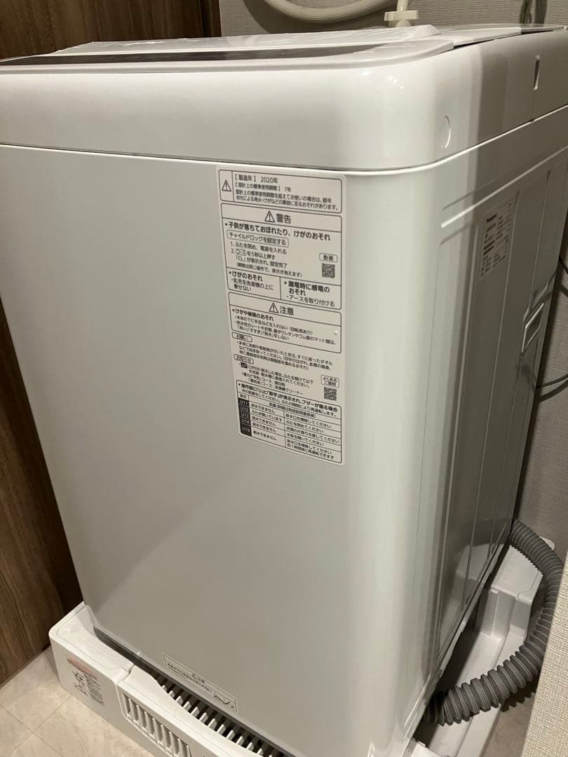 Panasonic縦型洗濯機　NA-F60B13-S