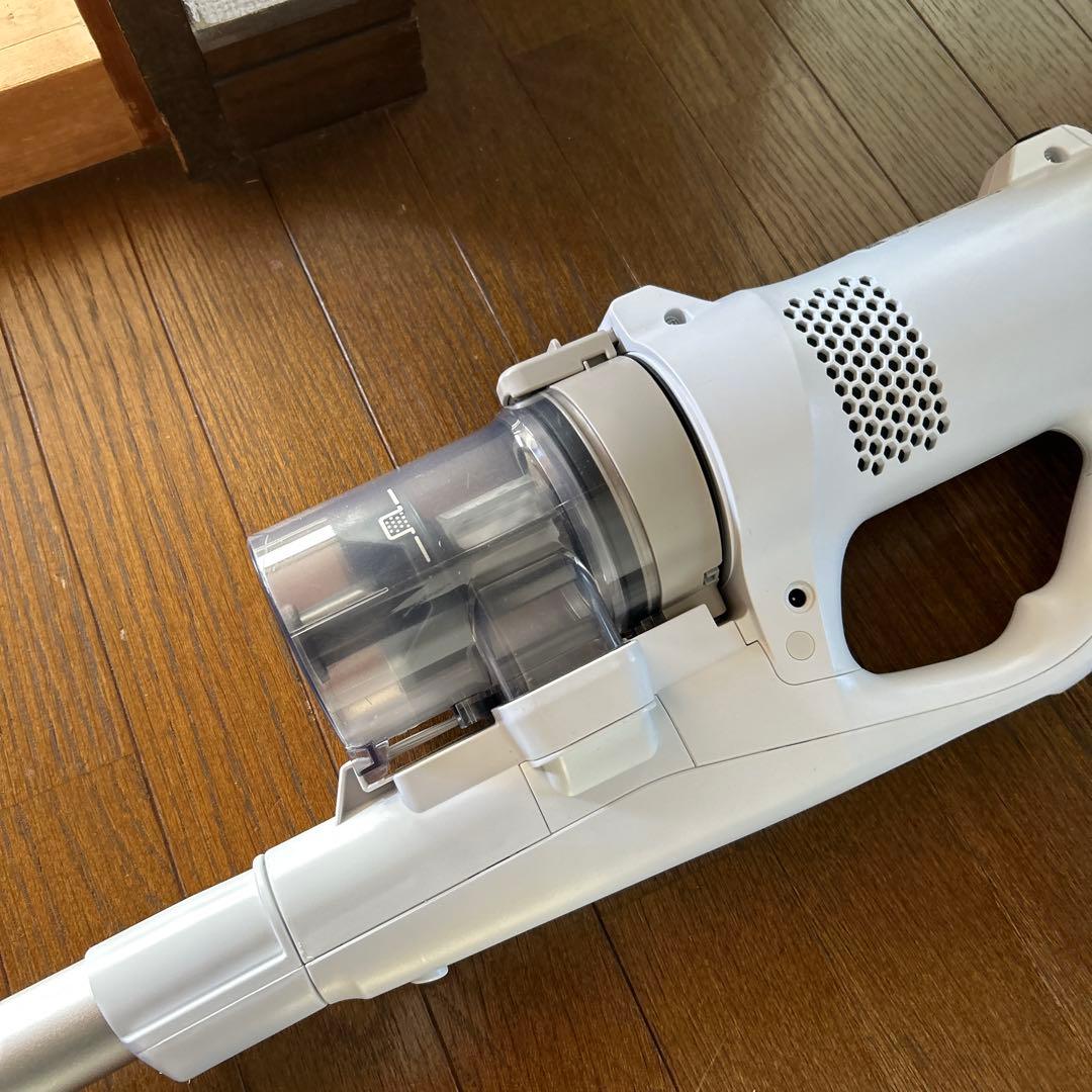 Panasonic コードレス掃除機　美品　MC-SB31J