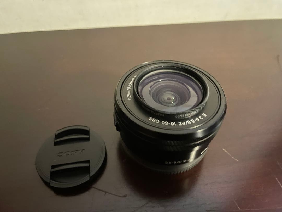Sony E 16-50mm F3.5-5.6 OSS レンズプロテクター付き