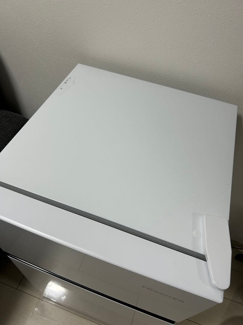 【美品】Hisense 87L 冷蔵庫 HR-B91HW（2023年製）送料込み