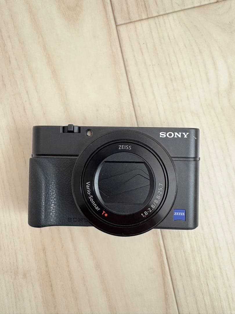 ソニー　SONY Cybershot DSC-RX100M3