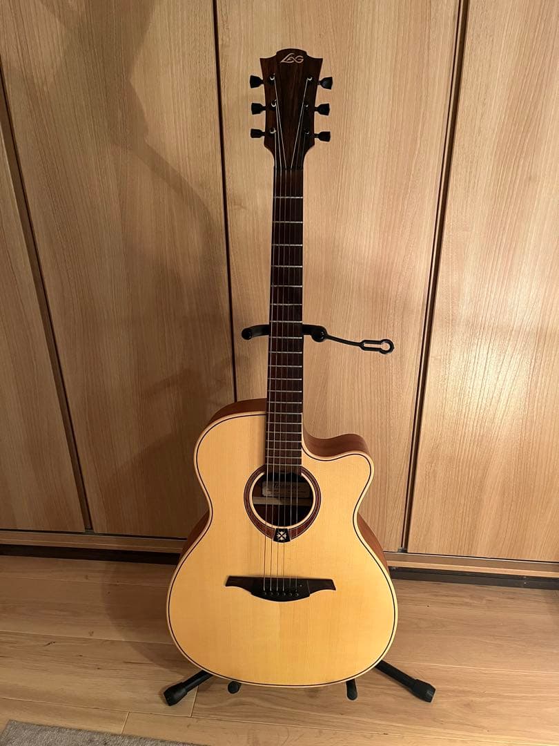 LAG Guitars Tramontane T70ACE エレアコ　ケース付