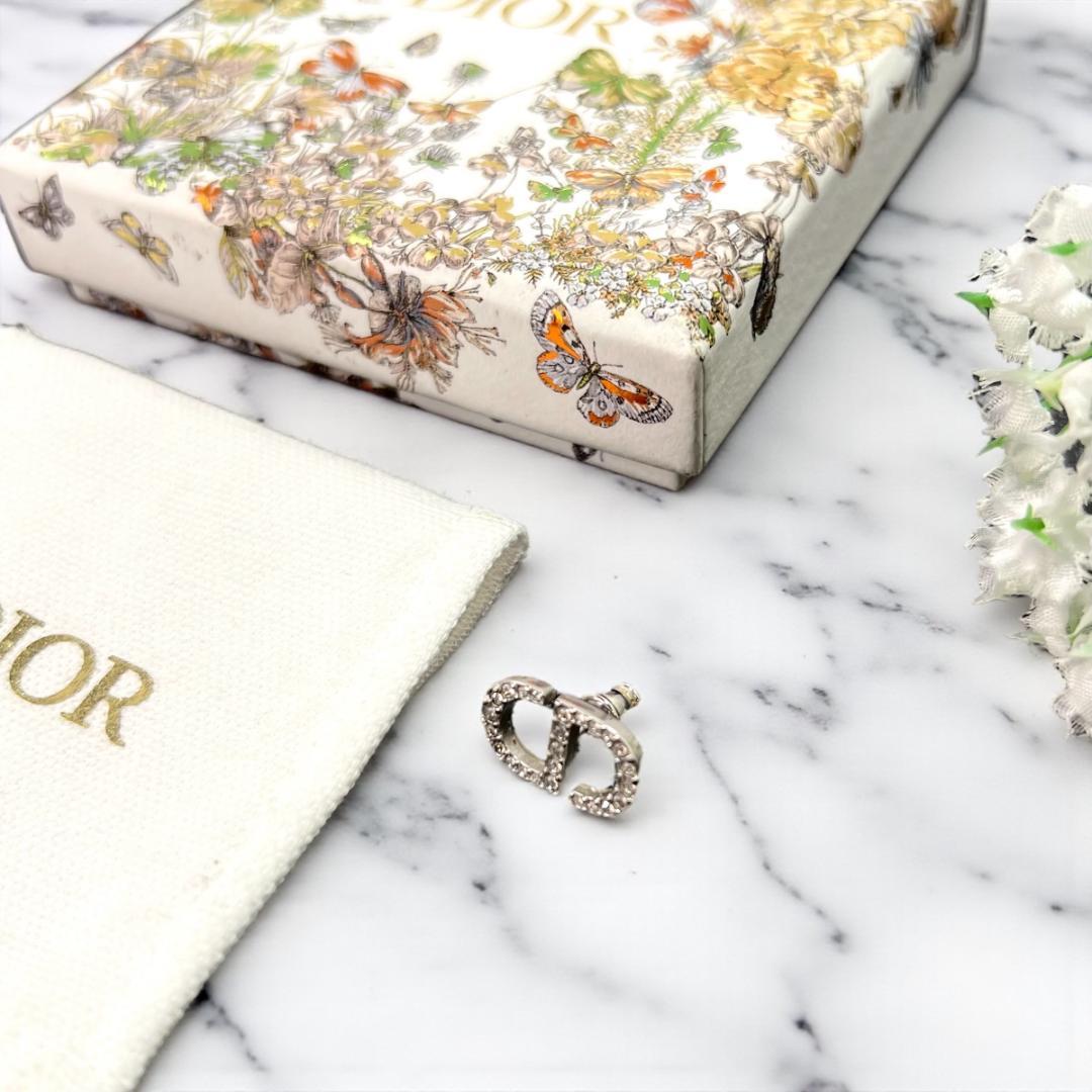 ✨正規品＆極美品‼️✨ディオール PetitCD ミニスタッド クリスタルピアス