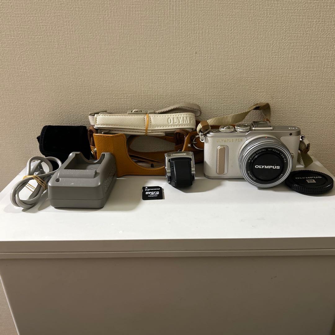 オリンパス　OLYMPUS E-PL8 カバー・ストラップ&SDカードセット