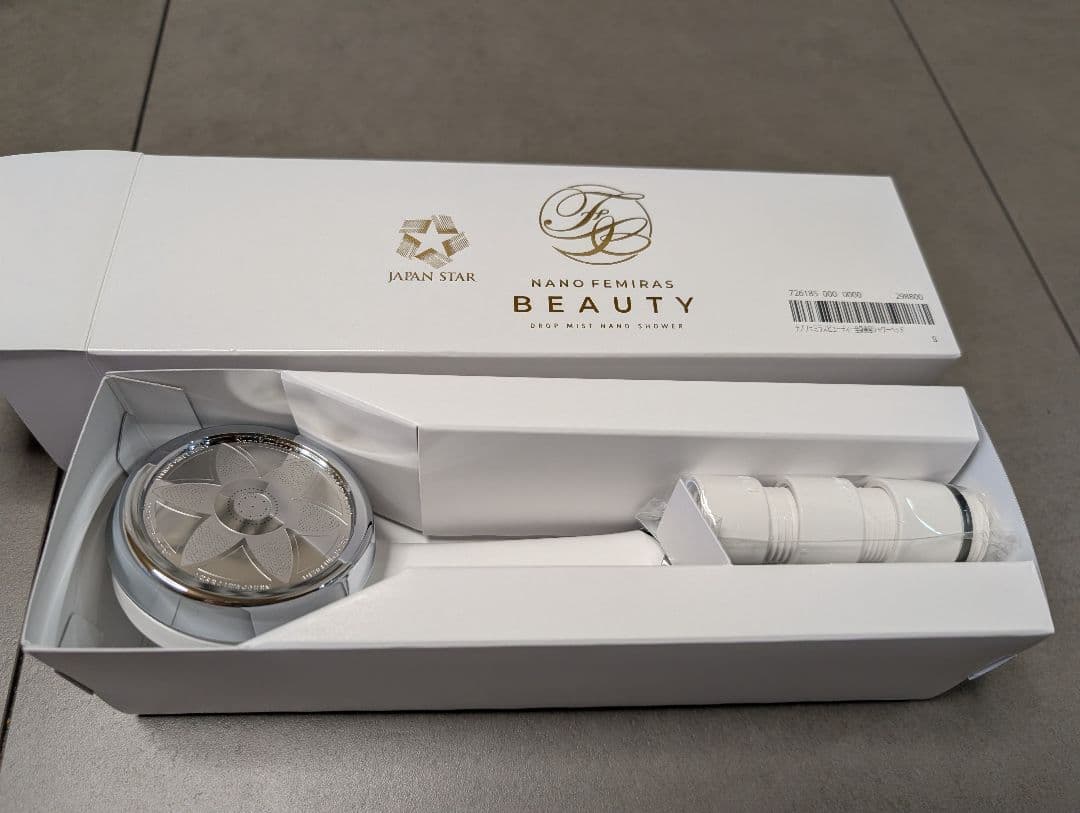 ナノビューティーシャワーヘッド