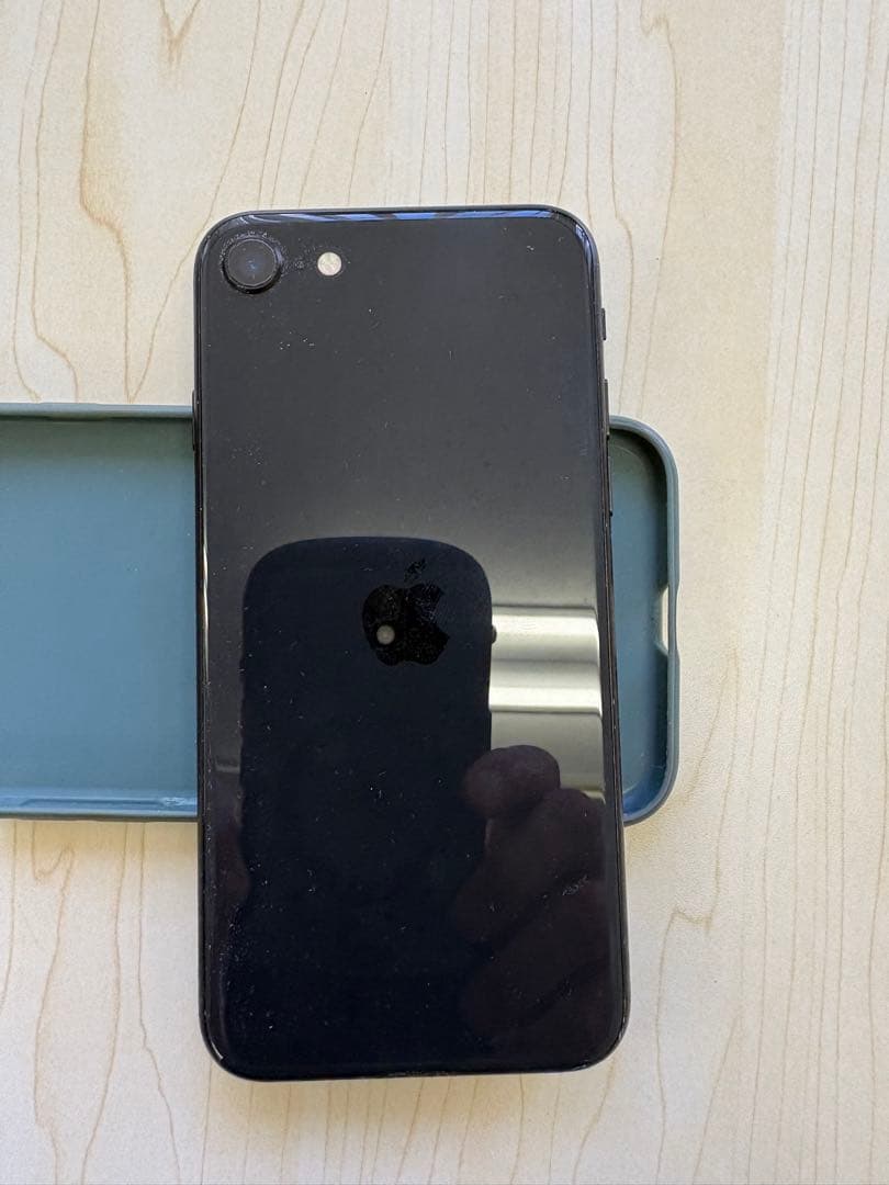 iPhoneSE 第2世代 64GB ブラック