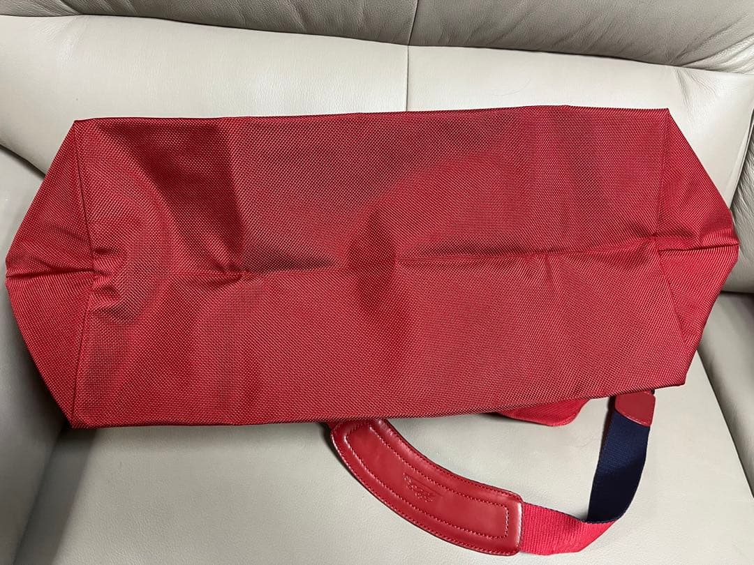 セール！！　ロンシャン　カギ付き　ボストンバッグ　旅行用バッグ