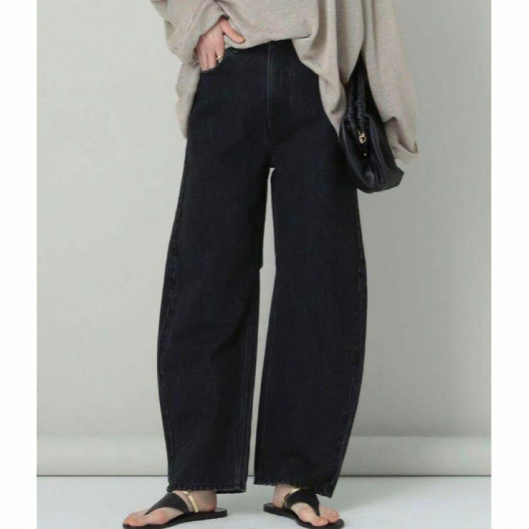 最安値　美品Curensologyカーヴィーデニム　32