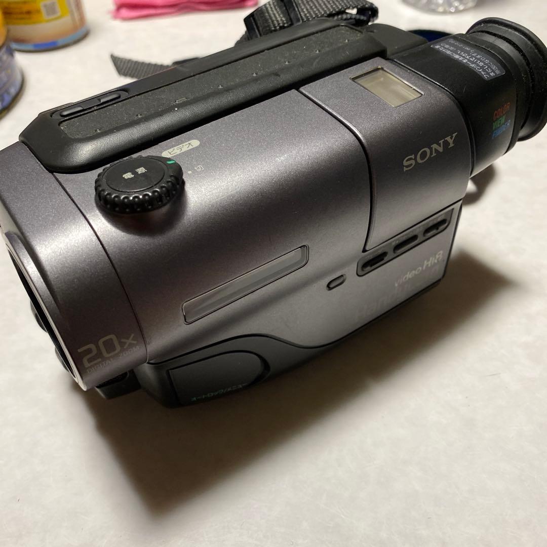 SONY VideoHi8 Handycam CCD-TR11 ⑨