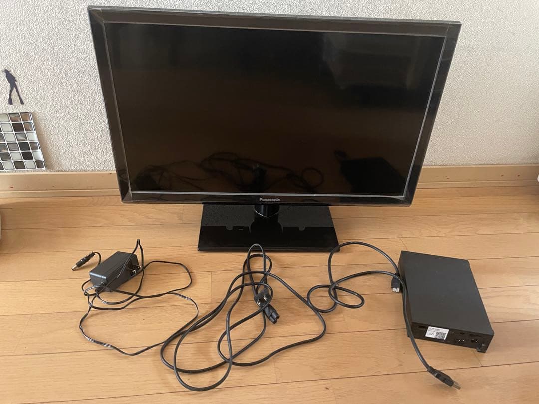 Panasonic TH-24D310 24インチ液晶テレビ 外付けHDD付き