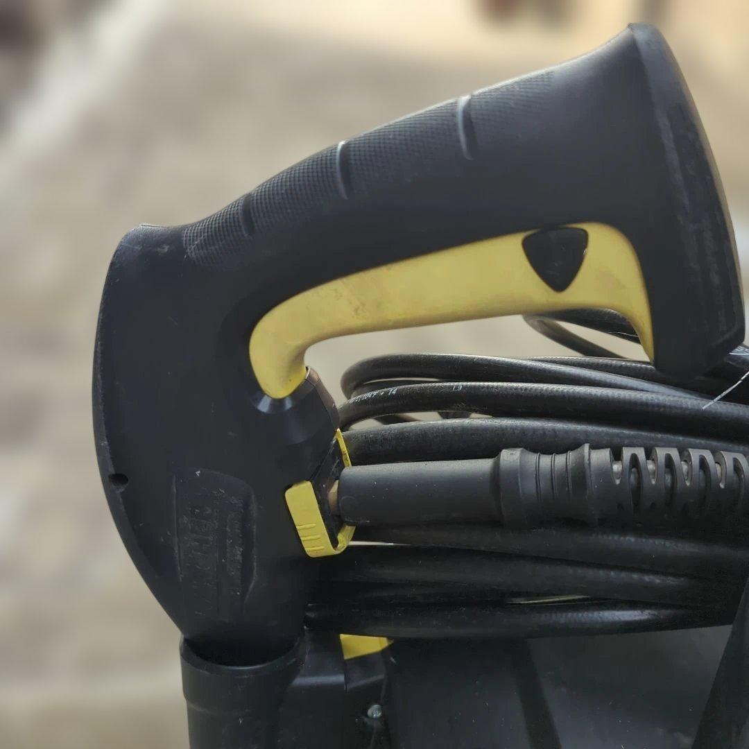 ケルヒャーｋ3.高圧洗浄機.サイレント.付属品多数✨