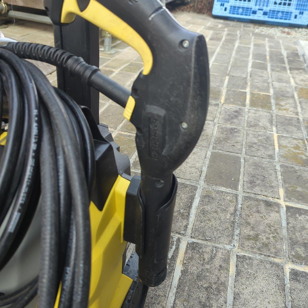 ケルヒャーｋ3.高圧洗浄機.サイレント.付属品多数✨