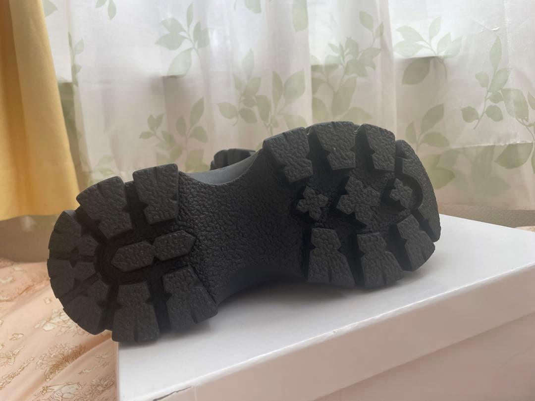 SNIDELスニーカーソールショートブーツ