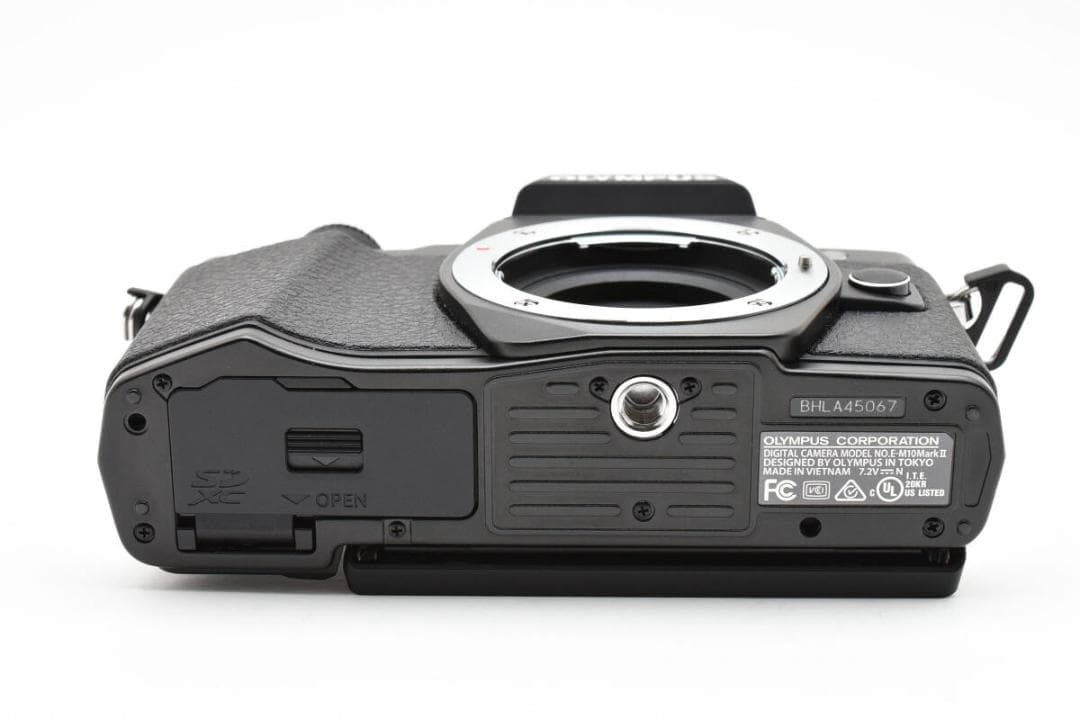 ■ 美品 ■ オリンパス　OLYMPUS OM-D E-M10 Mark II